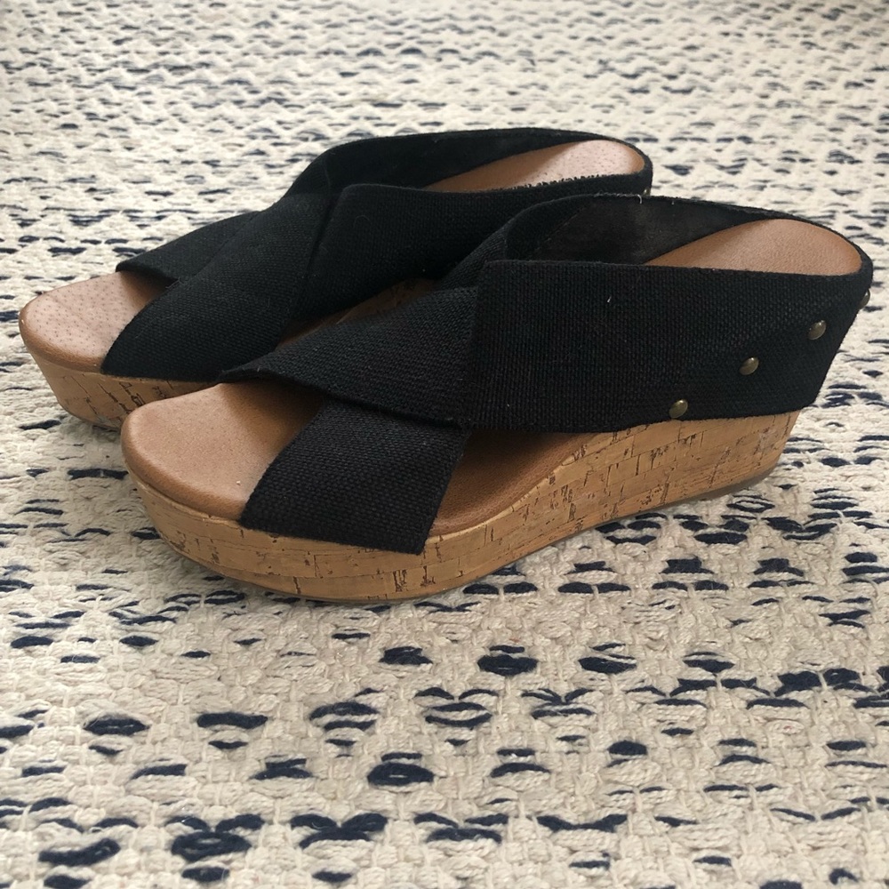 Sonoma Strappy Sandals